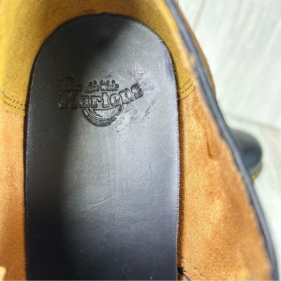 NEW Dr. Martens Docs Leona Lo Black Leather Heeled Platform Boots Womens Size 10 - Picture 4 of 10